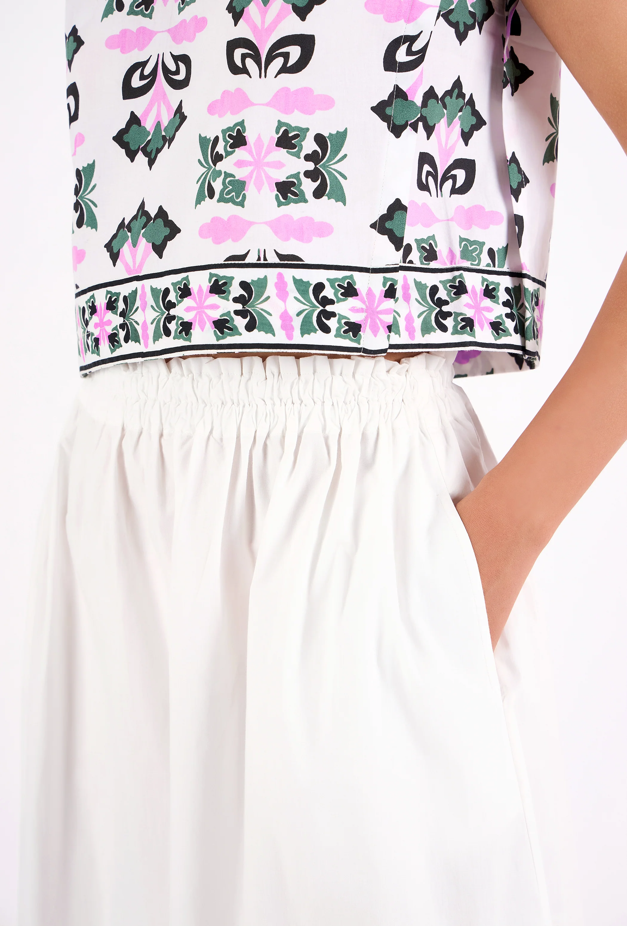 1346 Amber Skirt - Image 3