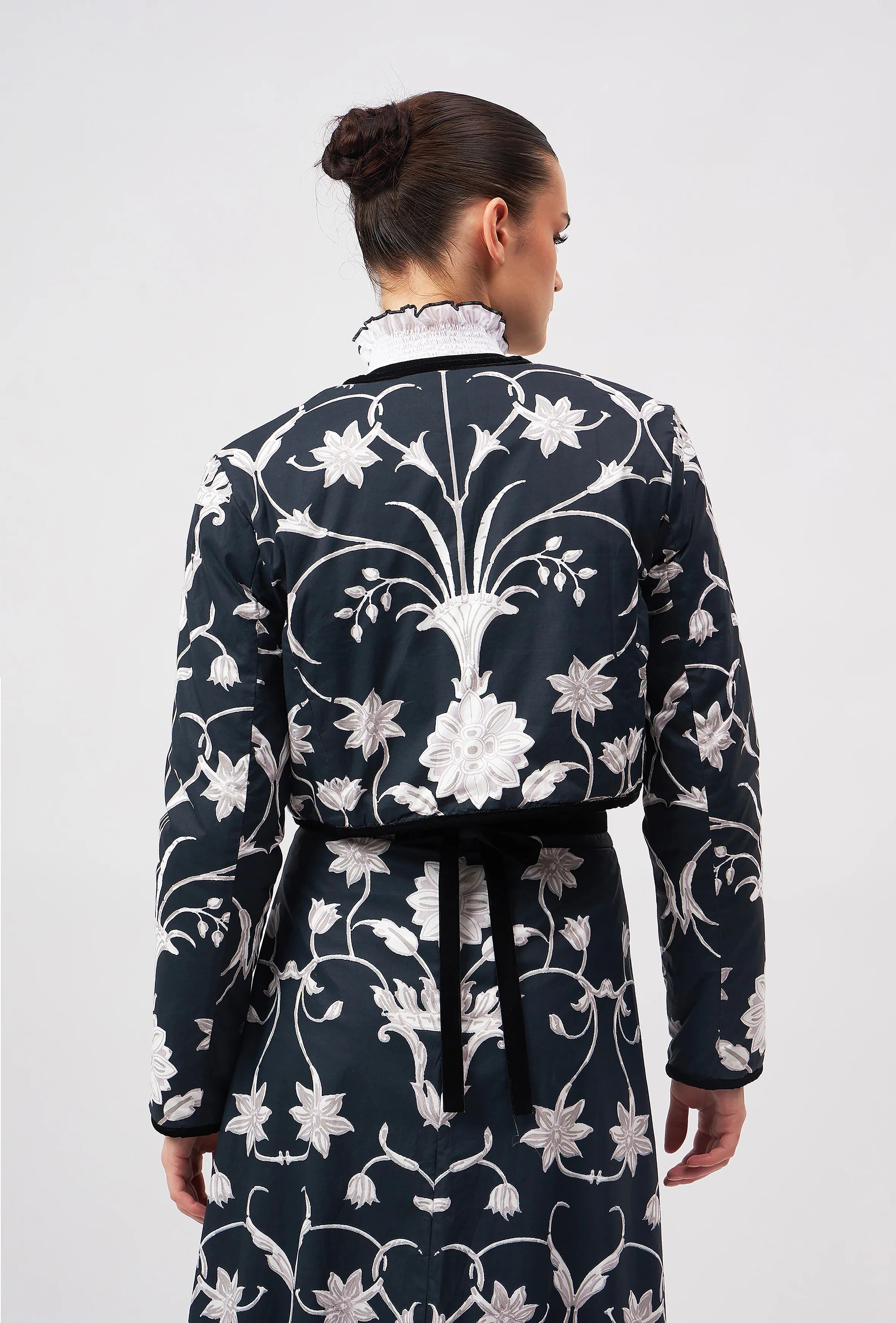 1499 Joan Reversible Jacket - Image 5